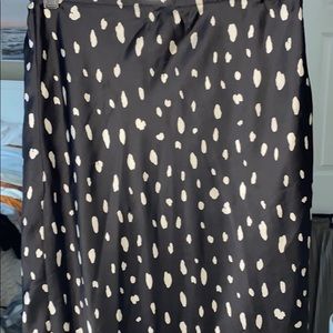 Silky Midi Skirt with Dots